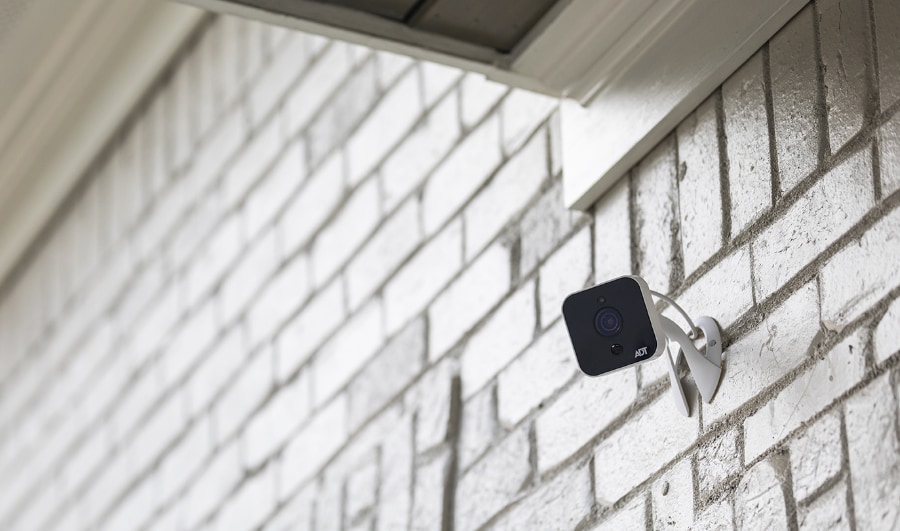 outdoor security cameras Utica